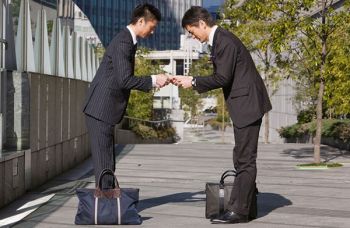 Quy tắc hành xử chuẩn mực khi sống tại Nhật Bản